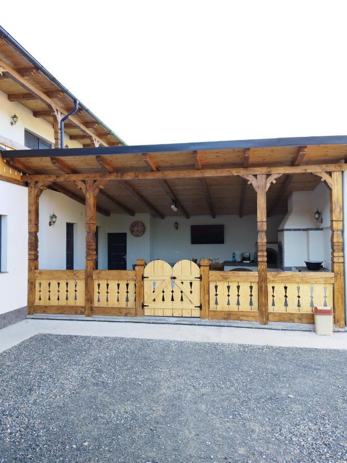 ホテル Casa De Langa Padure シゲトゥ・マルマツィエイ エクステリア 写真
